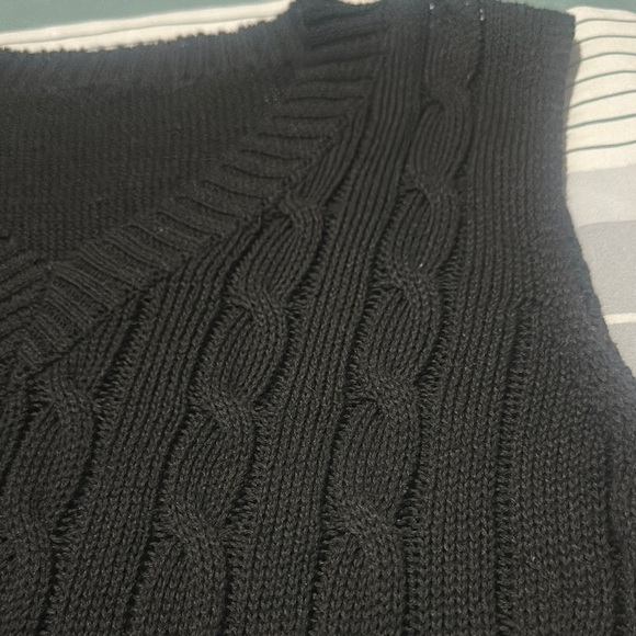 Fashion Nova Black V-Neck Sweater Vest - Picture 2 of 4